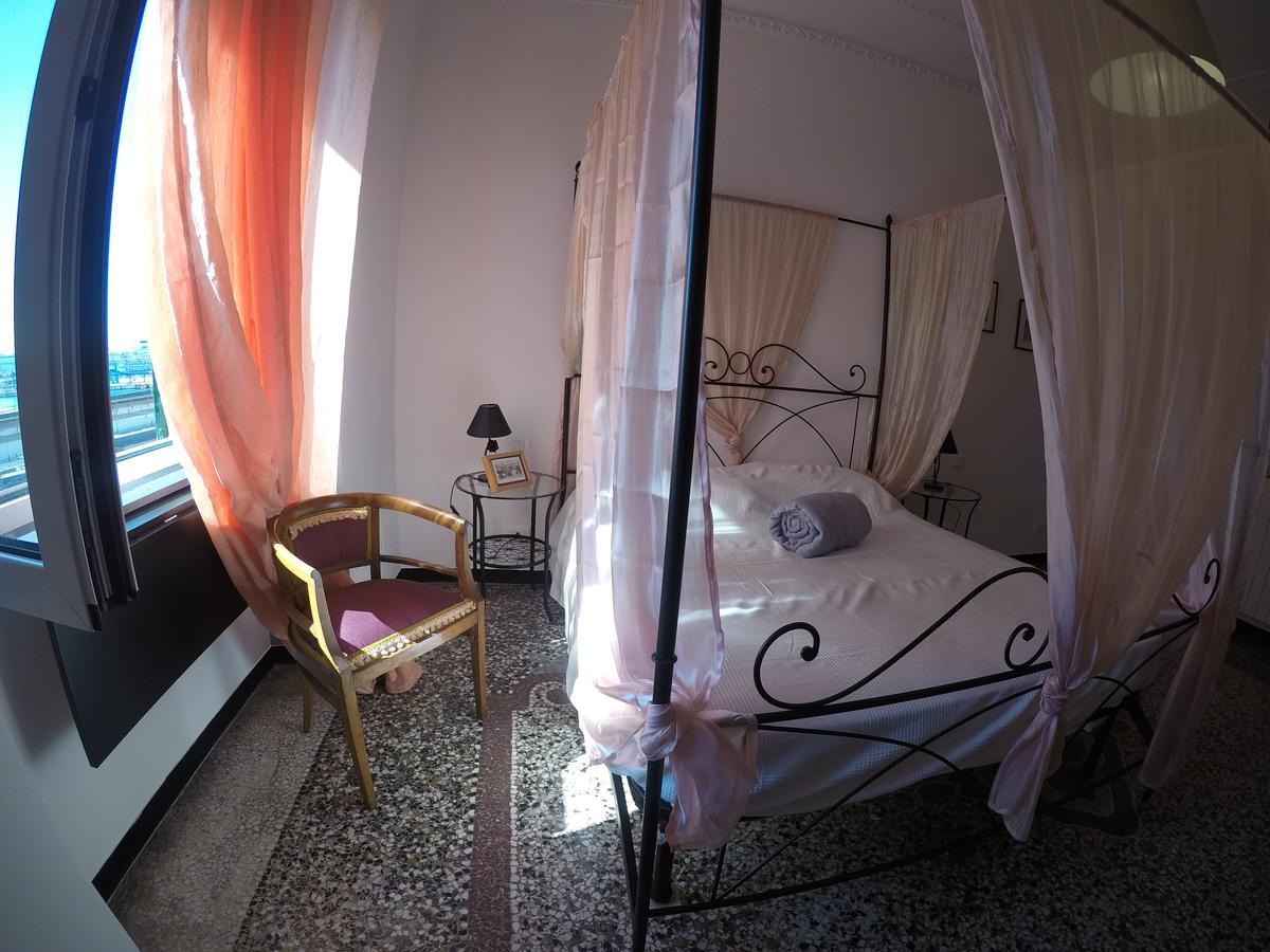 B&B Al Fronte Del Porto Genova Kültér fotó